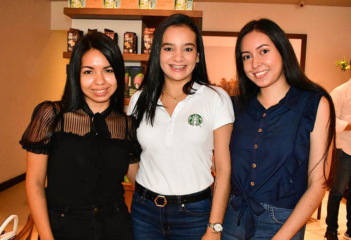 Michelle Daza, Mariel Castedo y Anahí Sandóval