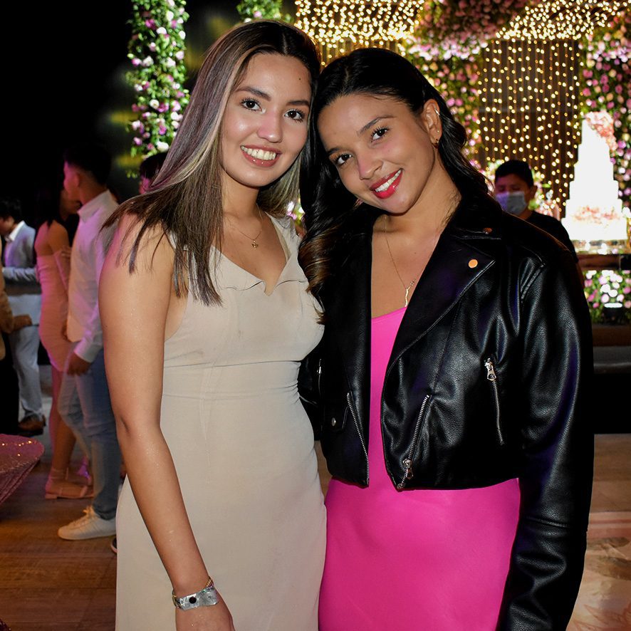 Mariangel Barba y Athina Cochamanidis