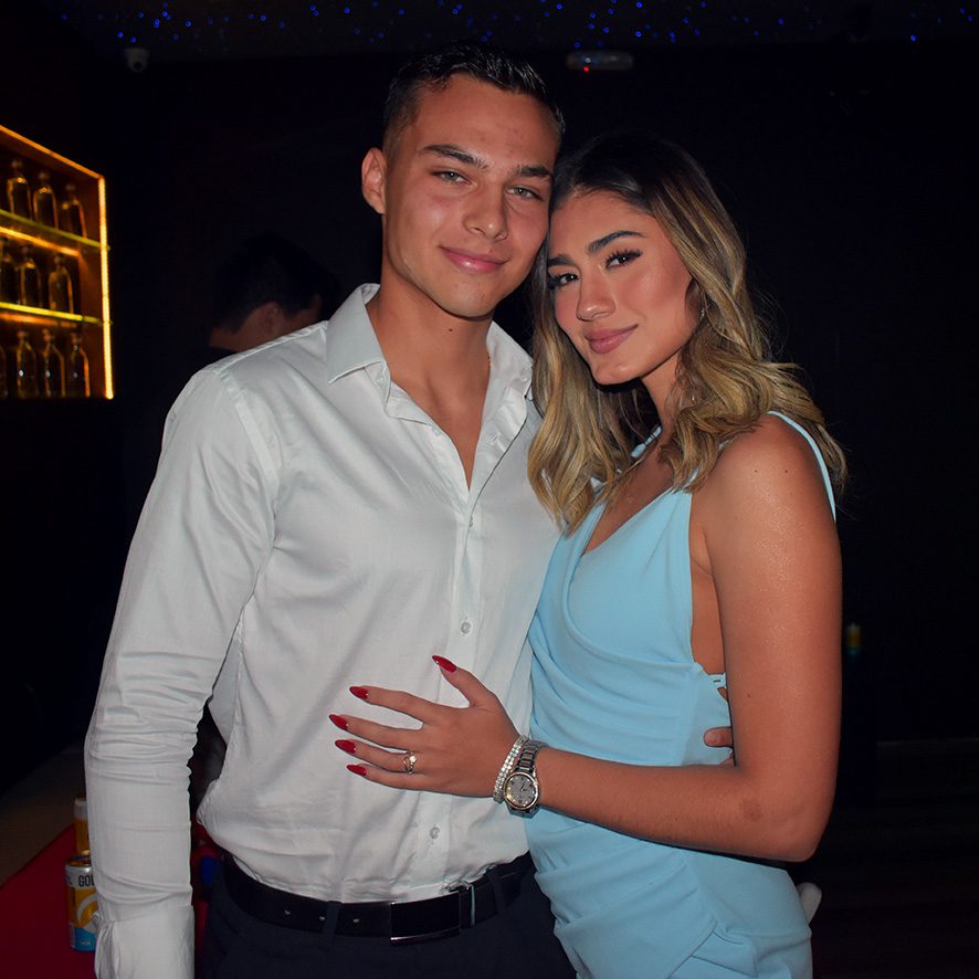 Gaston Asin y Gabriela Peña