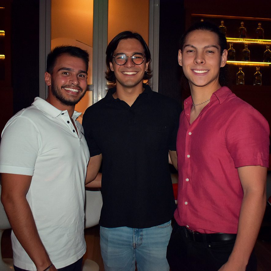 Roberto Hard, Bruno Camacho y Joadel Bravo