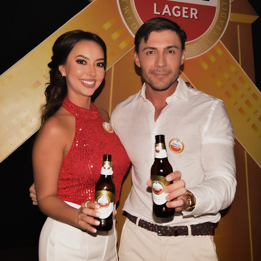 Nicole Rossell y Mario De Alcazar