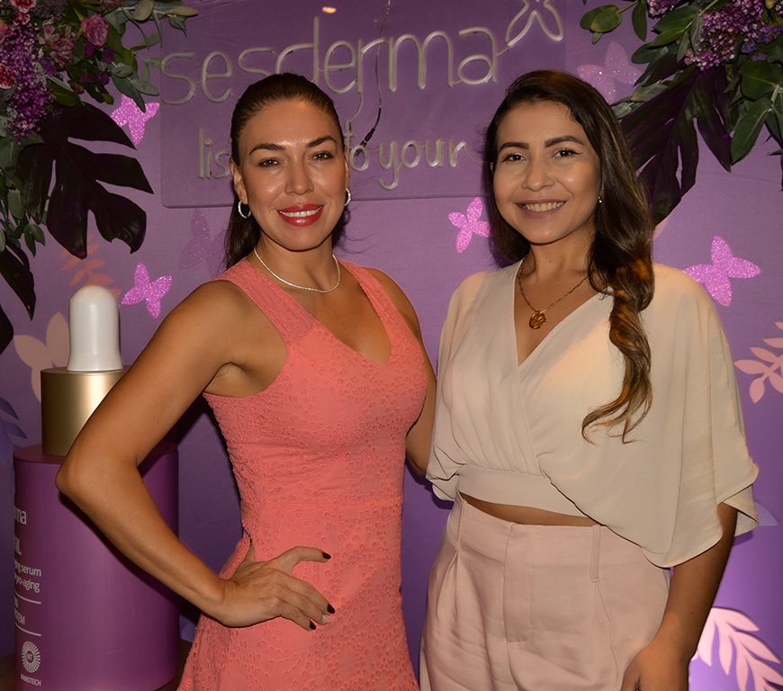 Maria Luz Perez y Madeleine Murillo