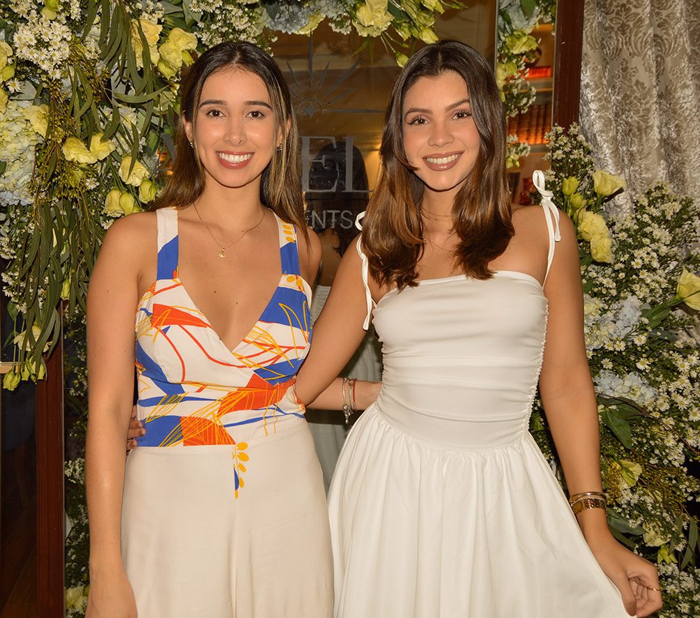 Natalia Vaca Diez y Flavia Zumaran