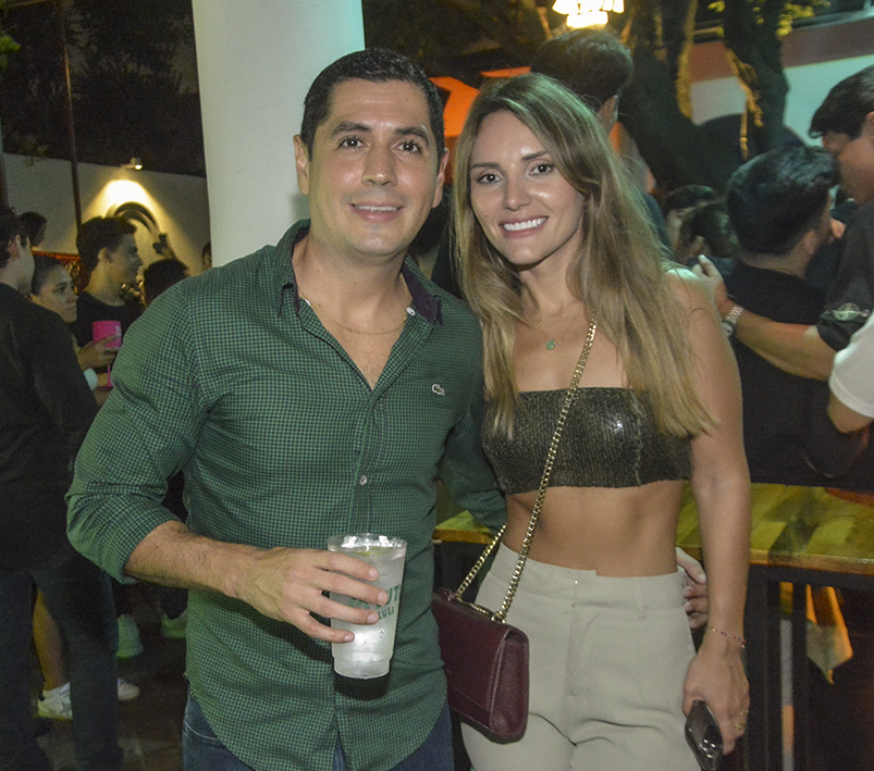 Alejandro Telchi, Riani Daza
