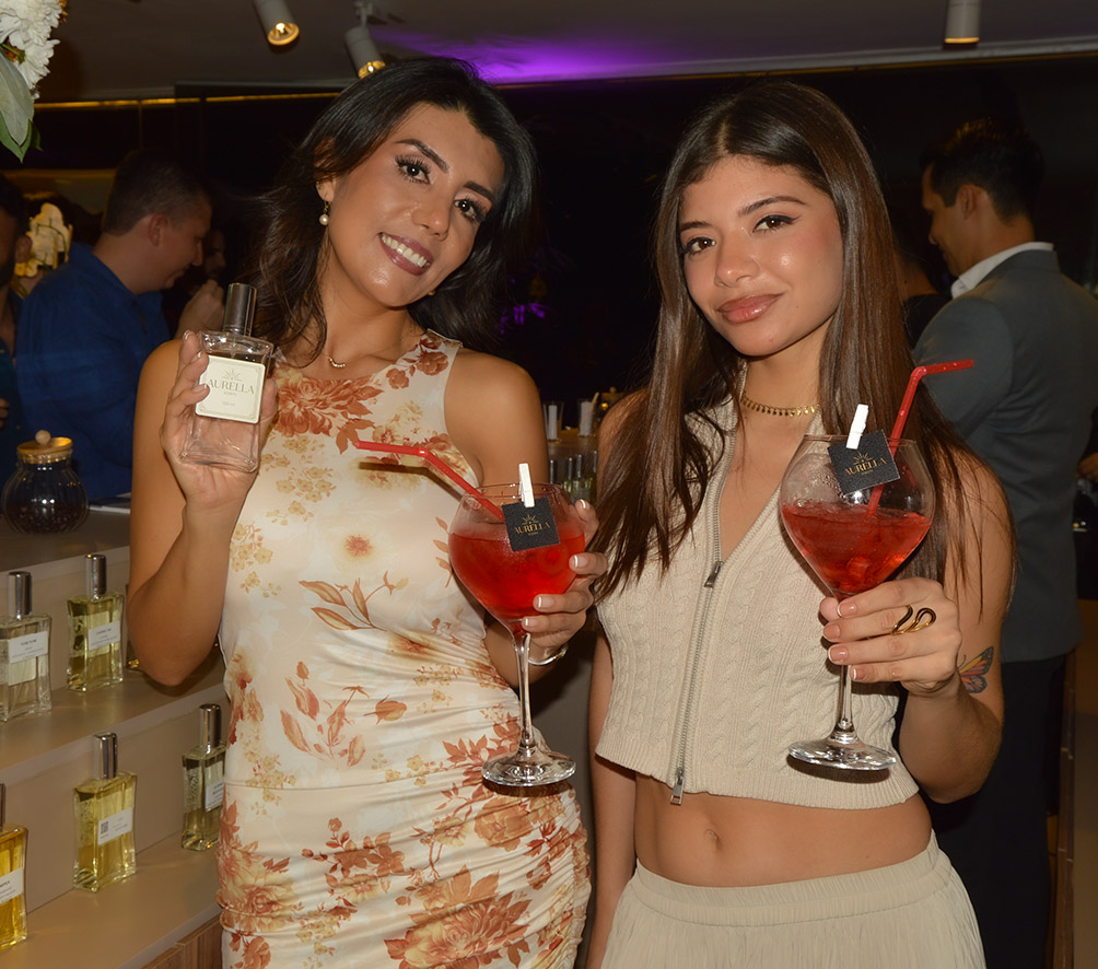 Gabriela Arteaga y Yoreine Zabala