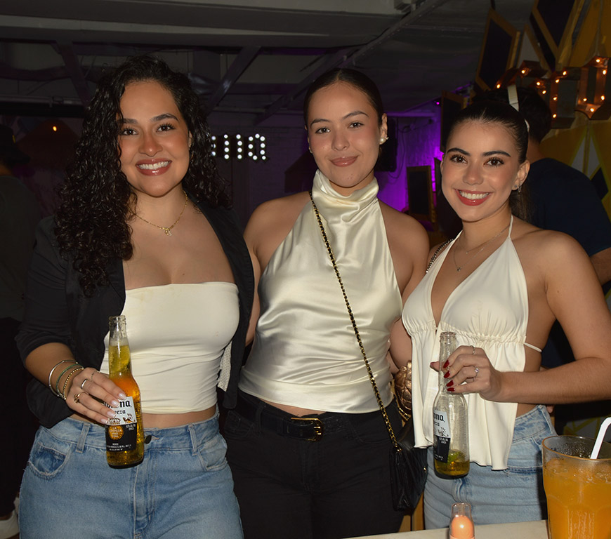 Isabella Cuellar, Maria Belen Vaca y Luciana Castedo