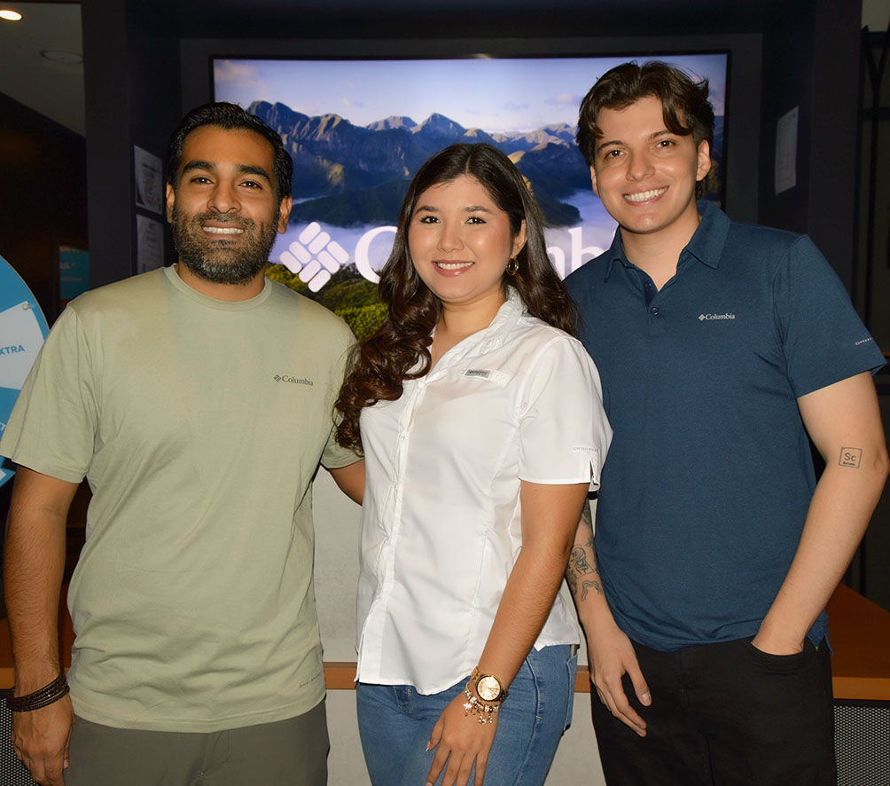Juan Alonso Suarez, Andrea Jordan y Maximiliano Nuñez