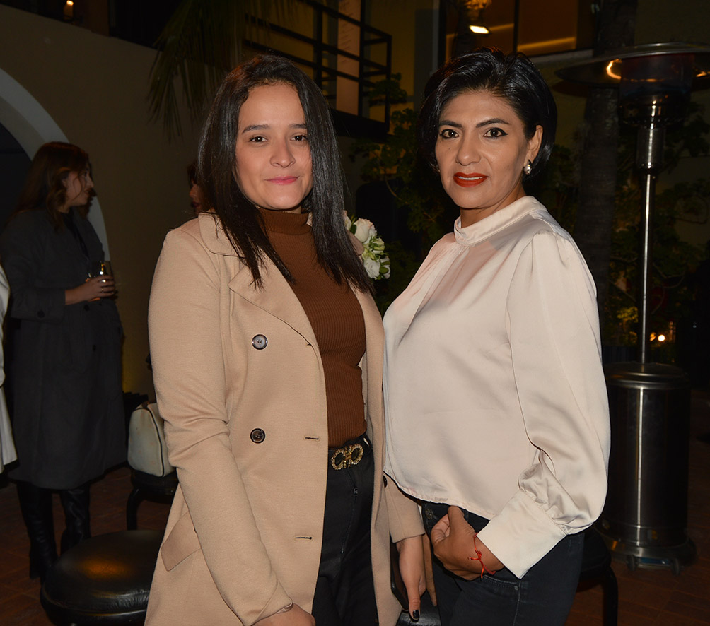 Beatriz Espinola y Jhuri Claure
