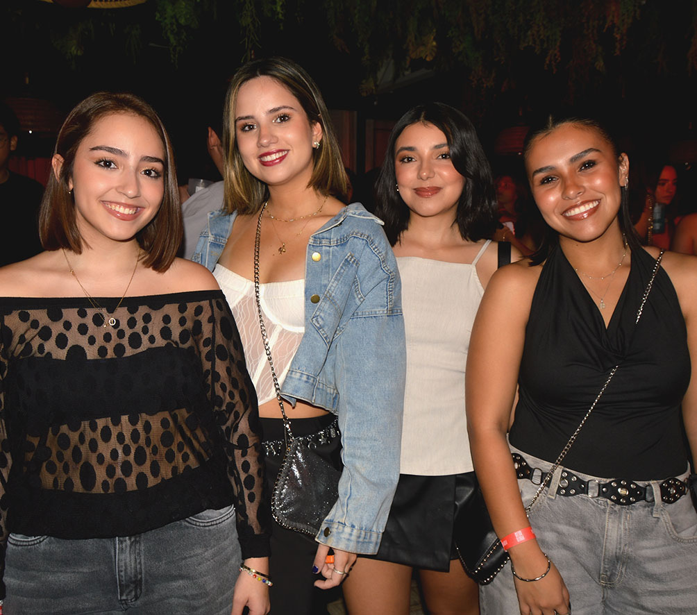 Maria Pia Ovando, Isabella Franco, Rebeca Corral y Luciana Sandoval