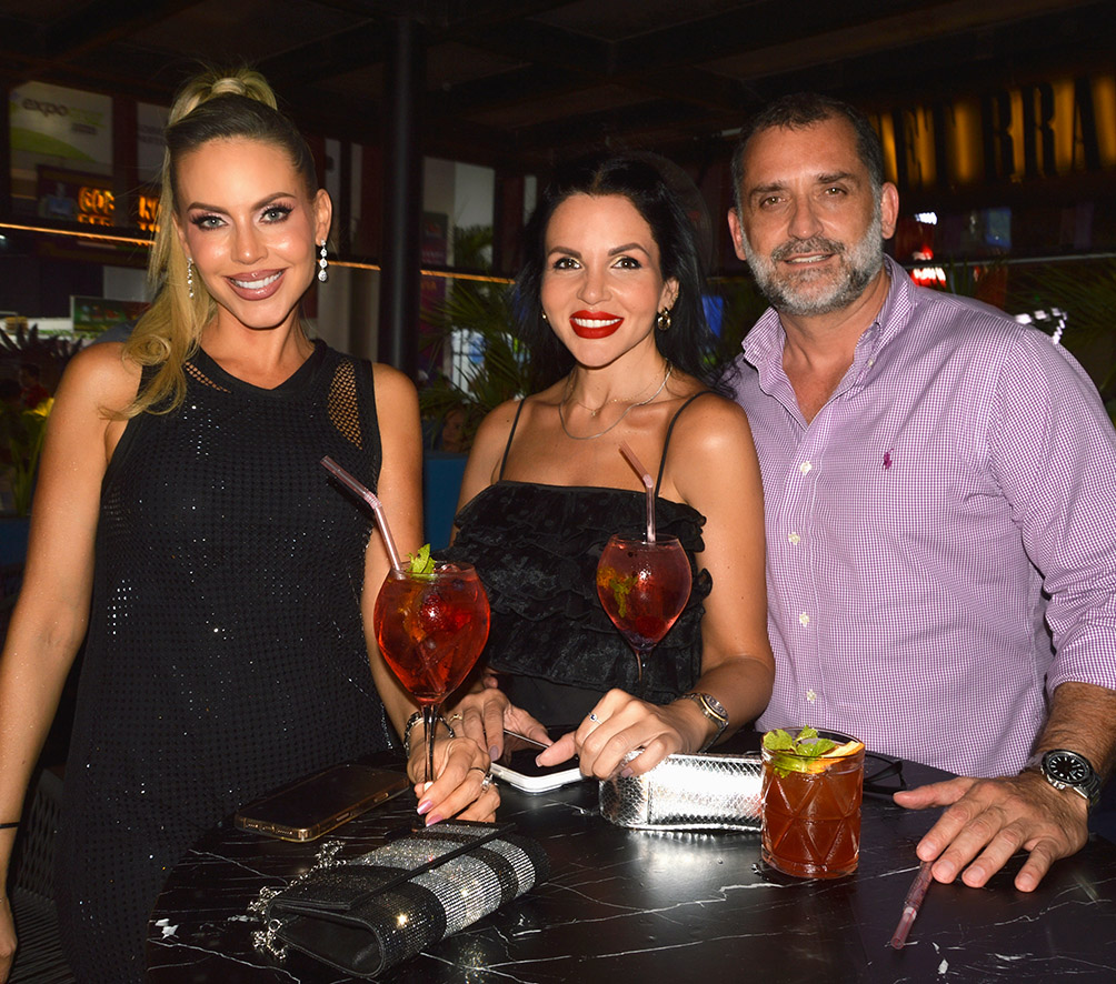 Andrea Herrera, Marcela Leite y Daniel Chavez
