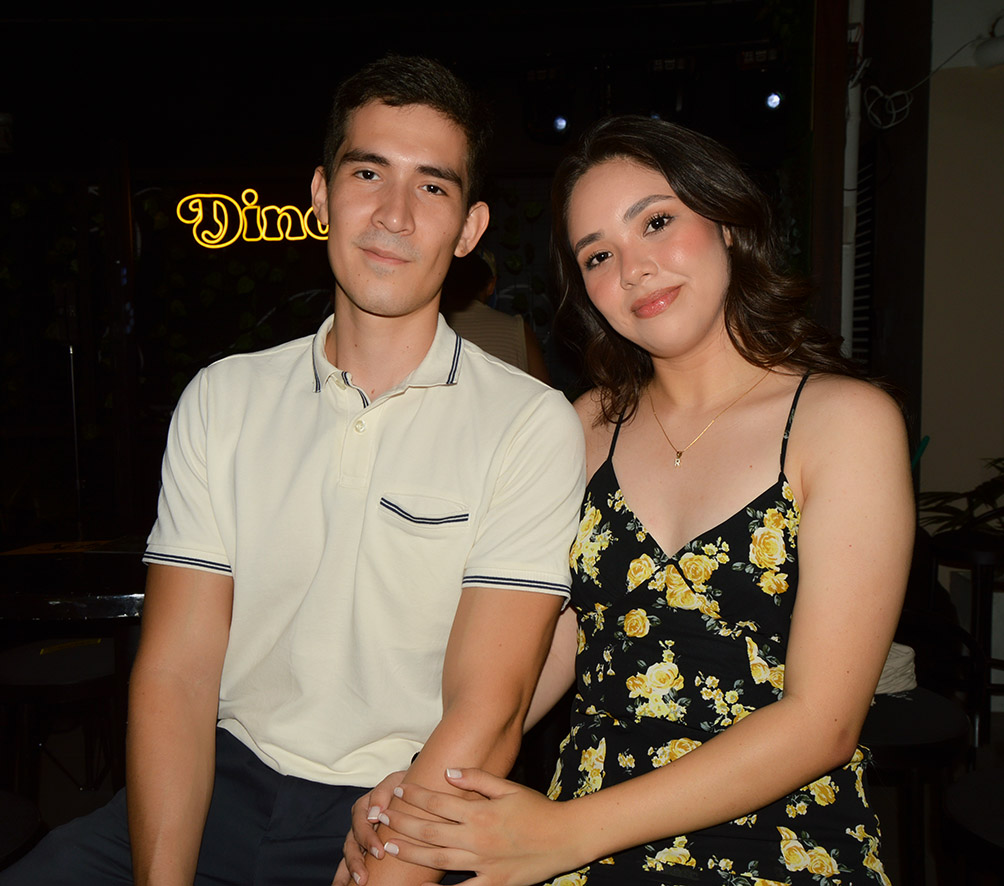 Ariel Salinas y Raquel Olmos