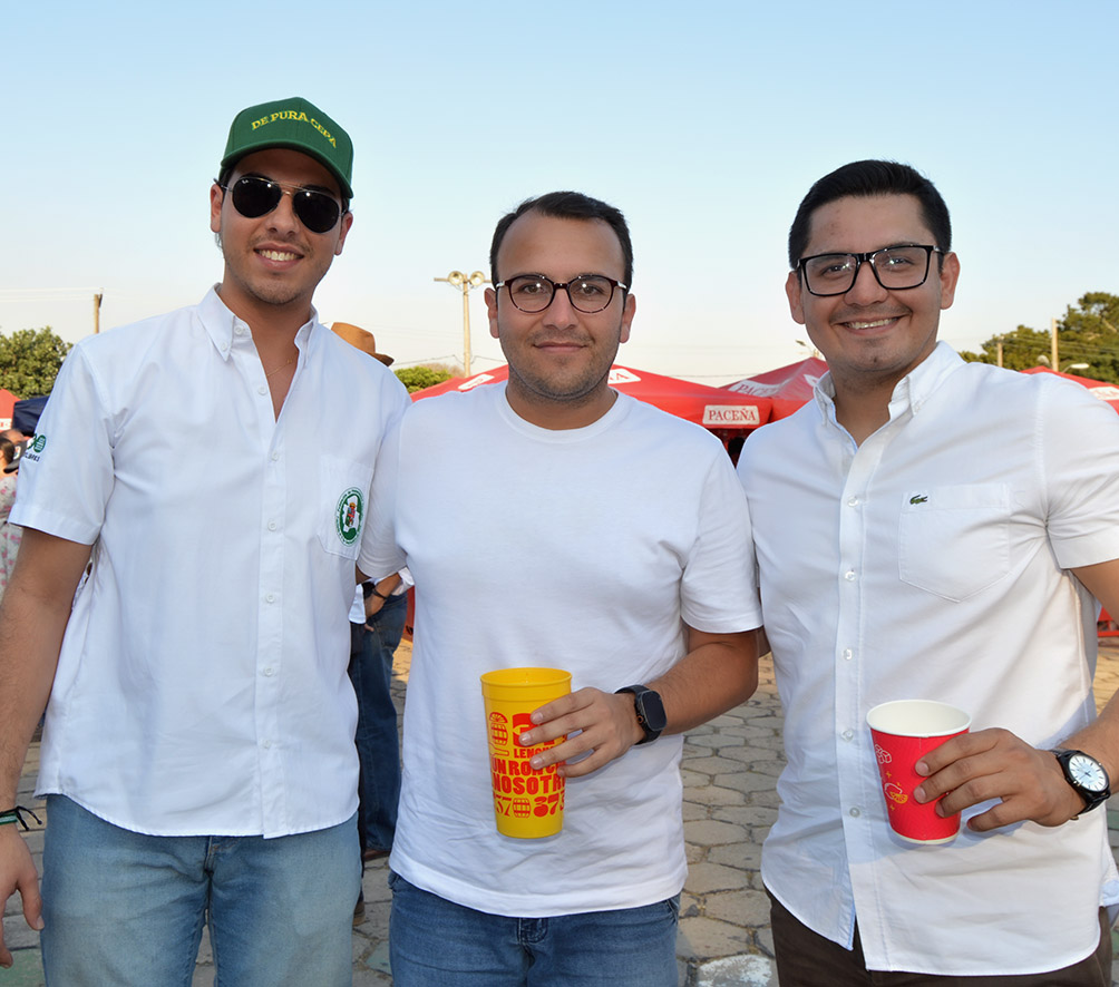 Carlos Hugo Orozco, Mauricio Saravia y Mauricio Rodriguez