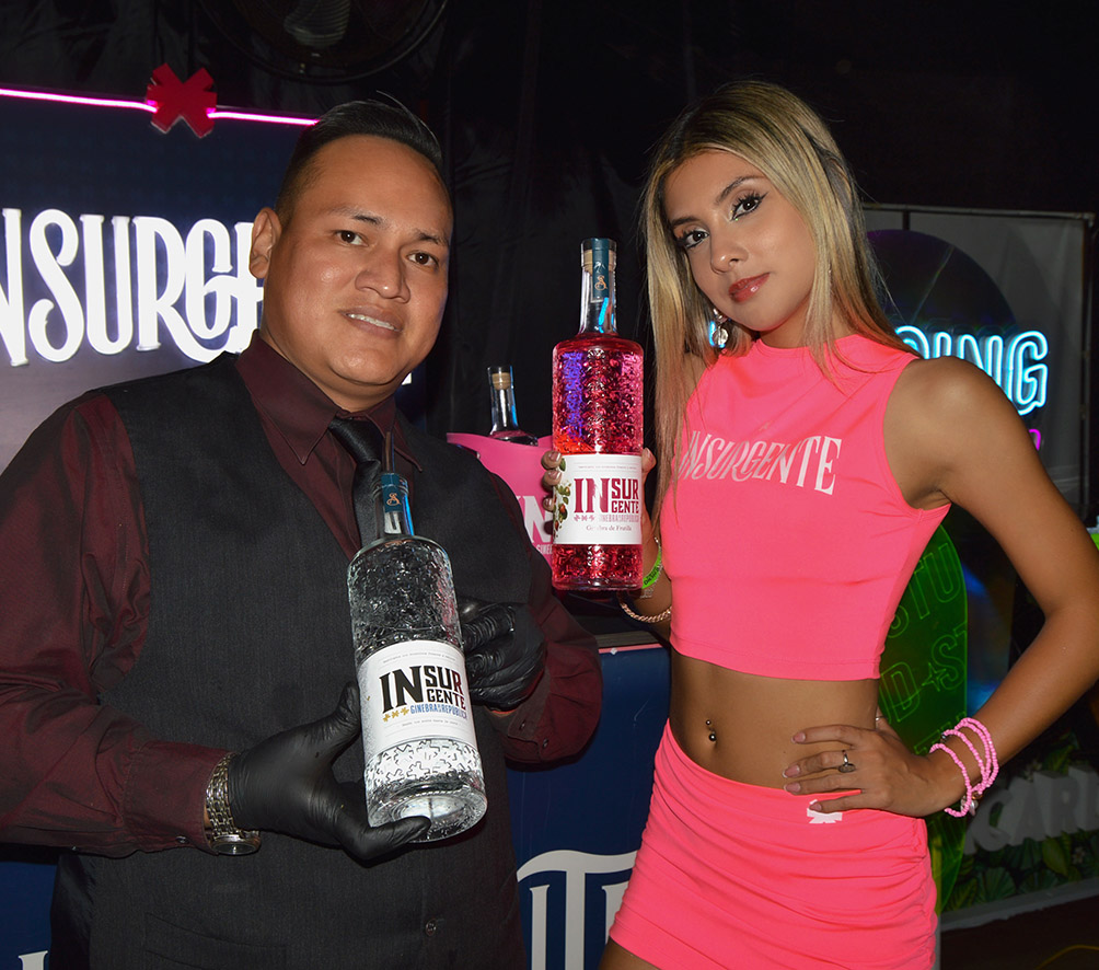 Gabriel Dominguez y Sara Urriolagoitia