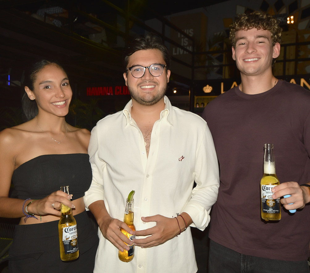 Mariana Abujder, Jorge Cuellar y Xavier Vazquez