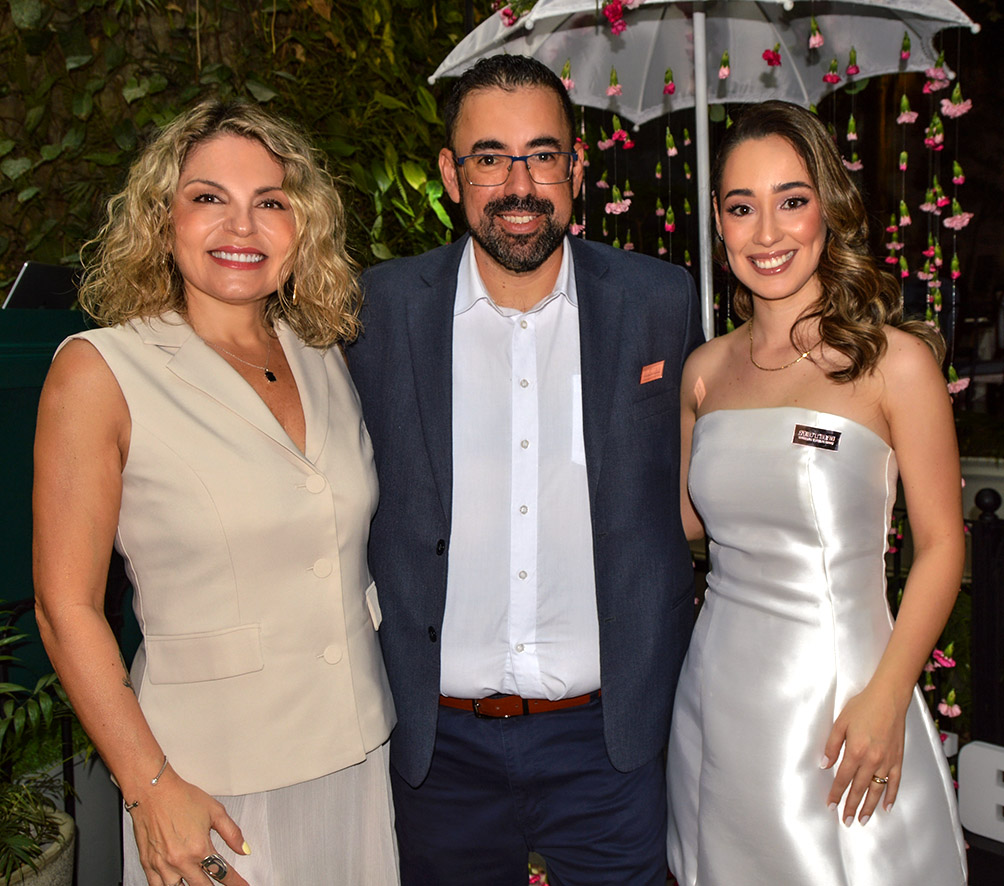 Roxana Schaiman, Alexis Rojo y Carla Zalzer