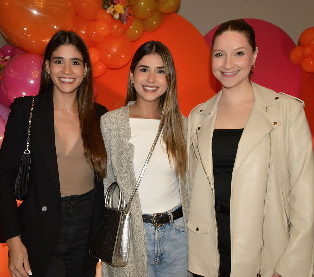 Christiany Justiniano, Ariany Justiniano y Belen Suarez
