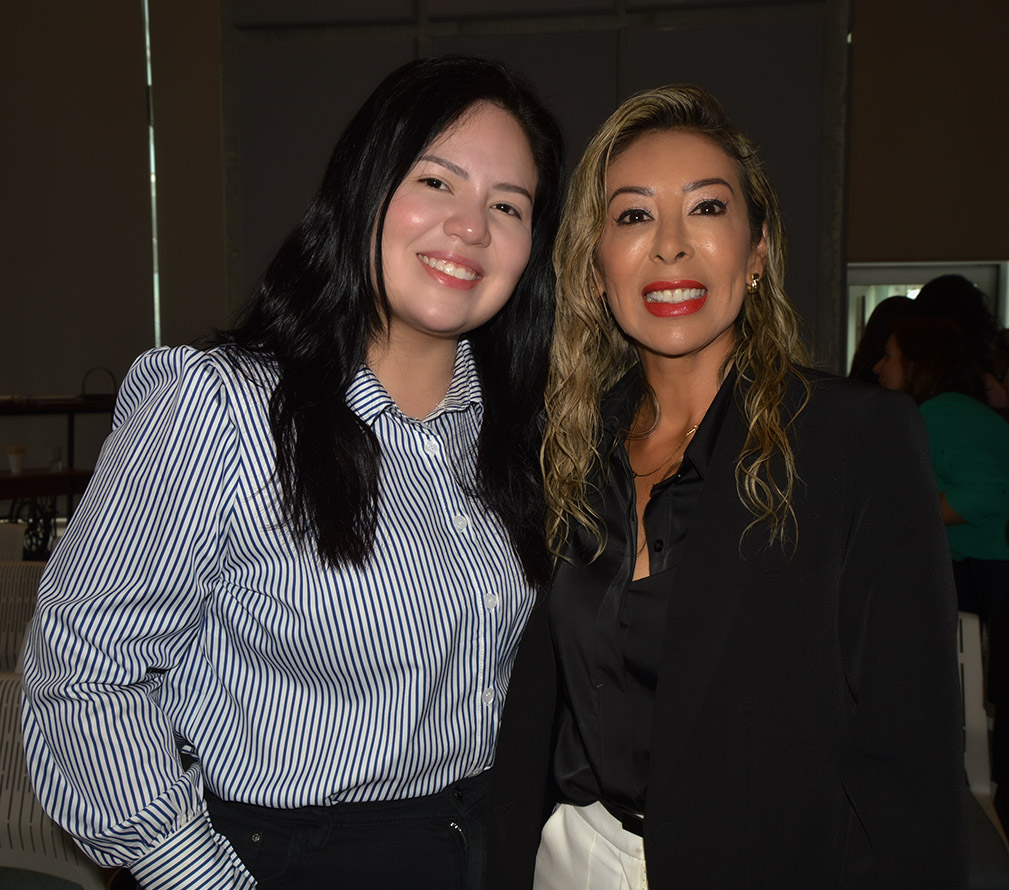Daniela Holguin y Jenny Maldonado