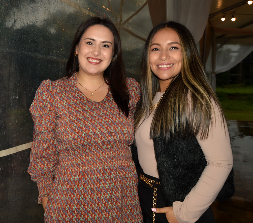 Stephanie Moro y Carla Bravo