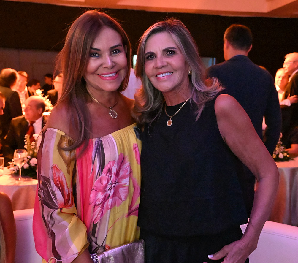 Ingrid Nagel y Marlene de Schamisseddine M.