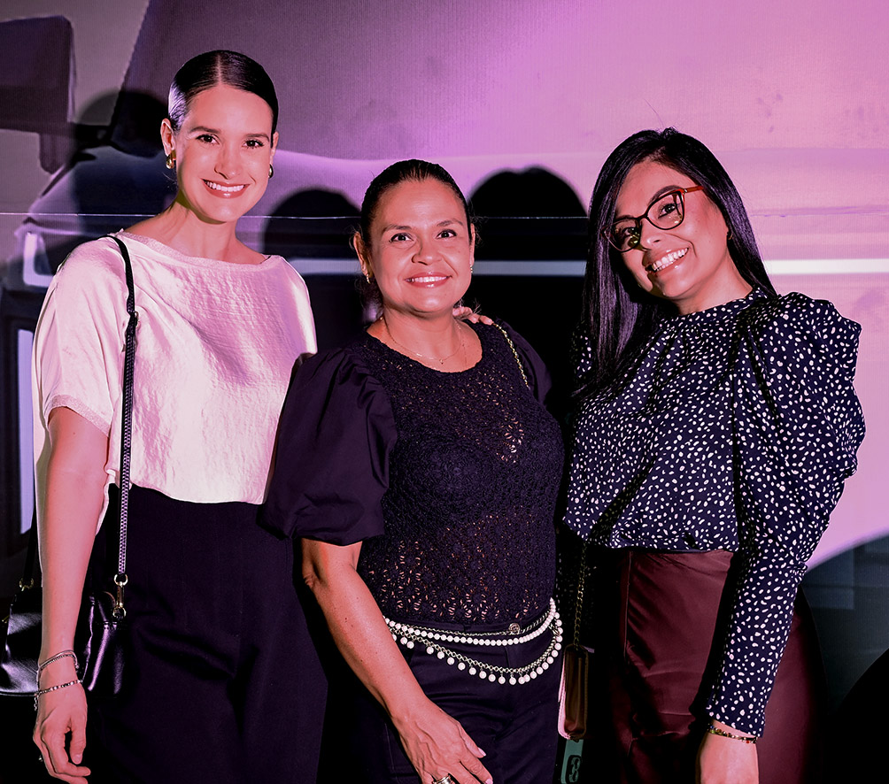 Katia Ortega, Rosalina Roca y Anelise Velasco