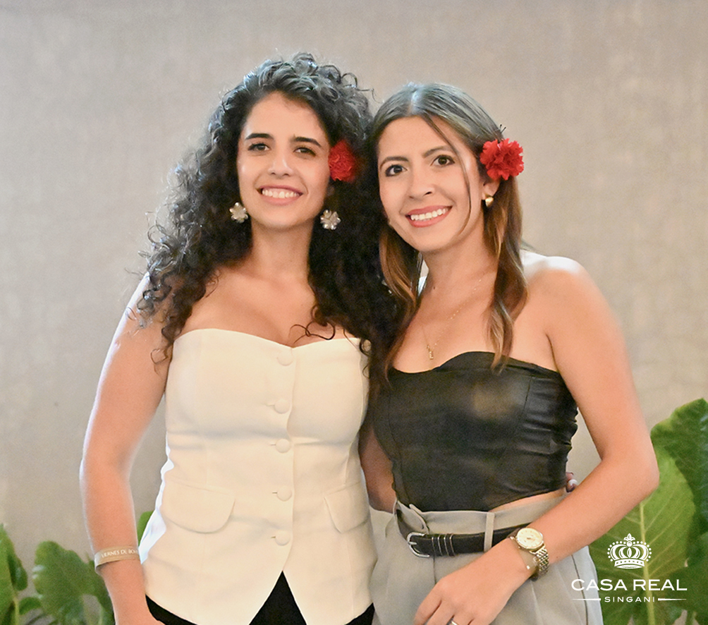 Isabel Rea y Valeria Altamirano