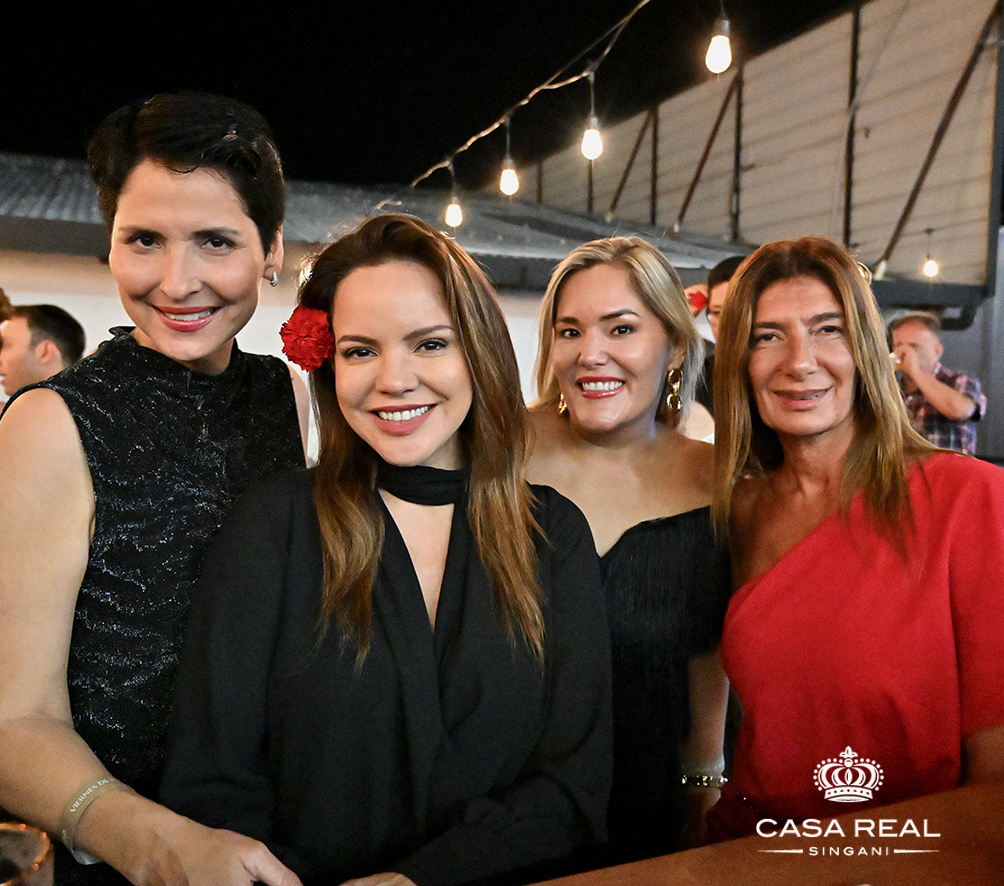 Vanesa Cirbian, Krishna Suárez, Sabrina Patiño y Claudia Hermoza