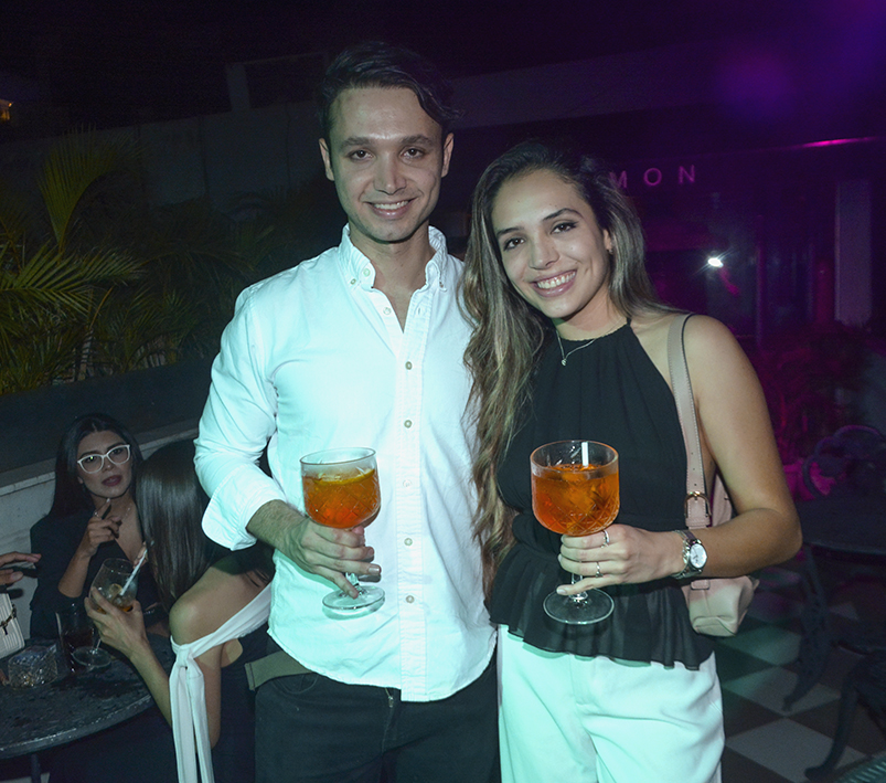 Alvaro Issa, Camila Pavisic