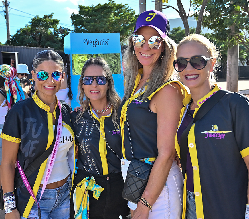 Cecilia Añez, Mariela Méndez, Mariana Jakubek y Valeria Dubois
