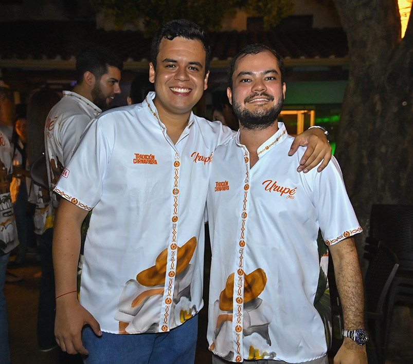 José Carlos Medrano y Rony Suárez