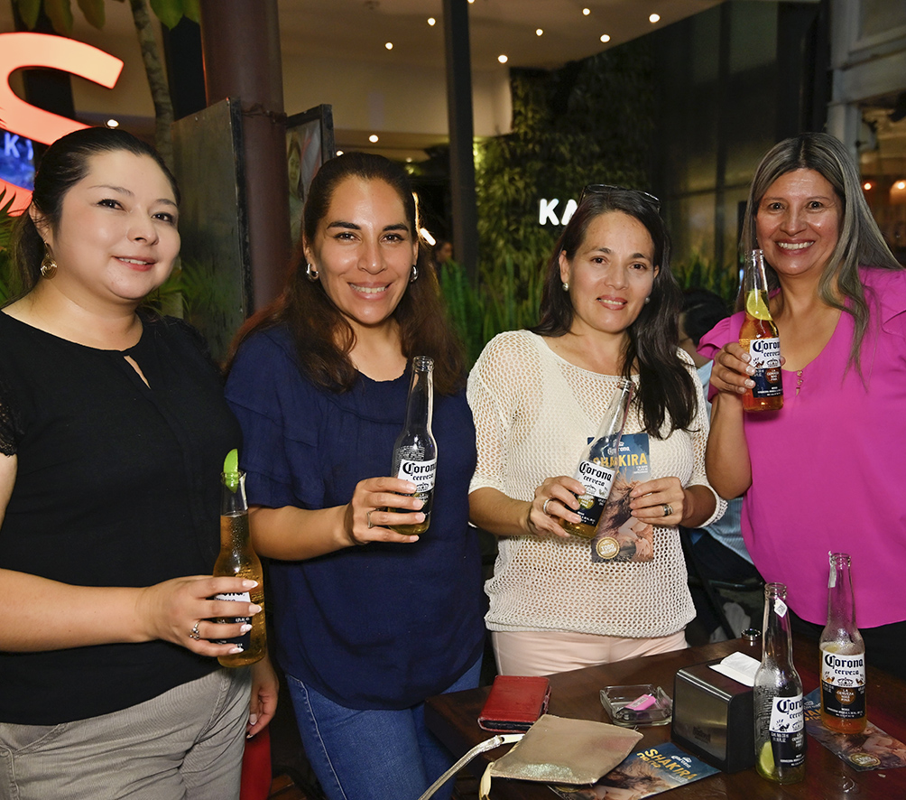 Carmina Lagrava, Pamela Filipovic, Mariela Delgadillo y Romy Palenque