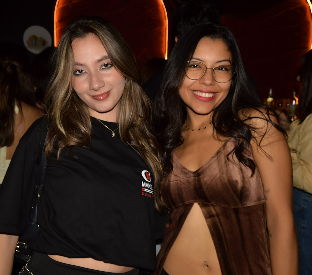 Valentina pinedo y Abigail Davila