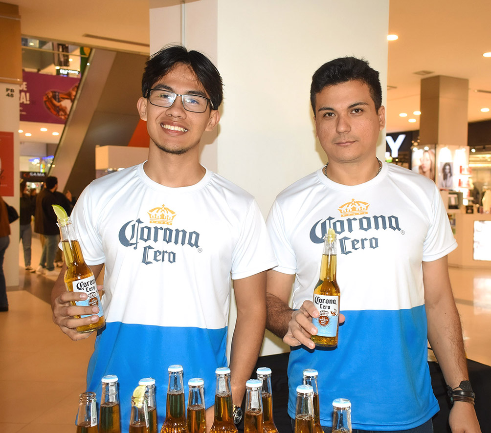 Edwart Flores y Antonio Veron