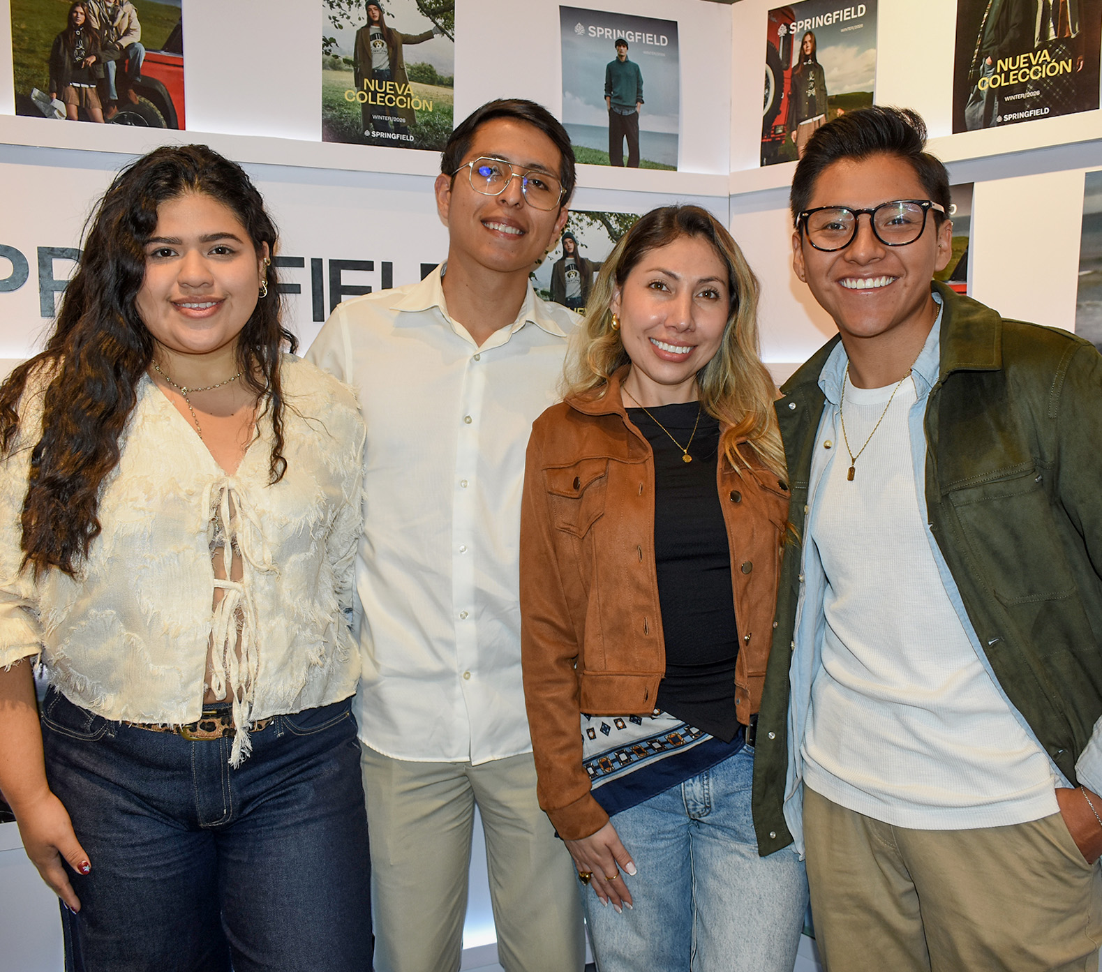 Luana Vaca, Benjamin Perez, Rocio Bellot y Yamil Copana