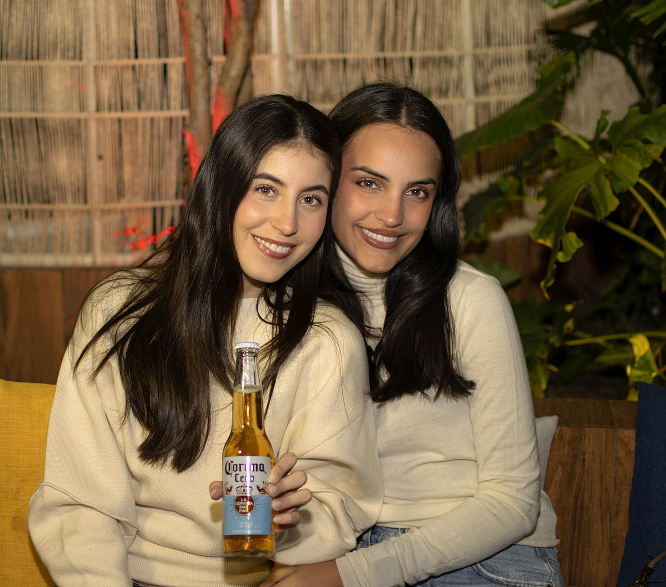 Matilde Monroy y Thabata Mitlmeier