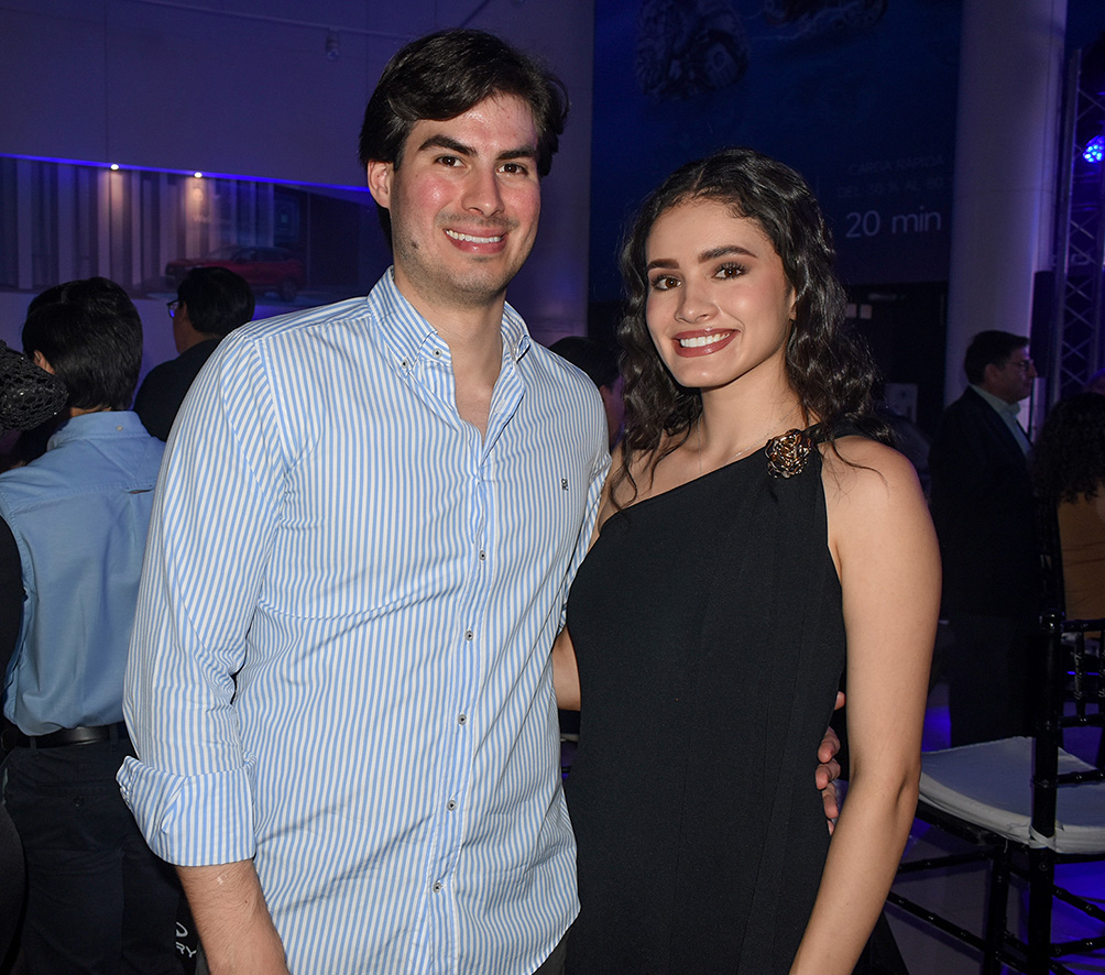 Diego Ascarrunz y Nadia Paz