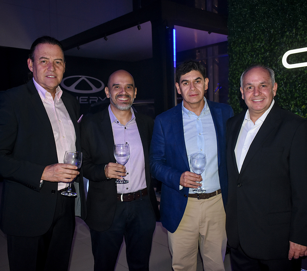 Juan Carlos Porros, Alex Peralta, Manuel Gimenez y Jose Maria Ibarnegaray