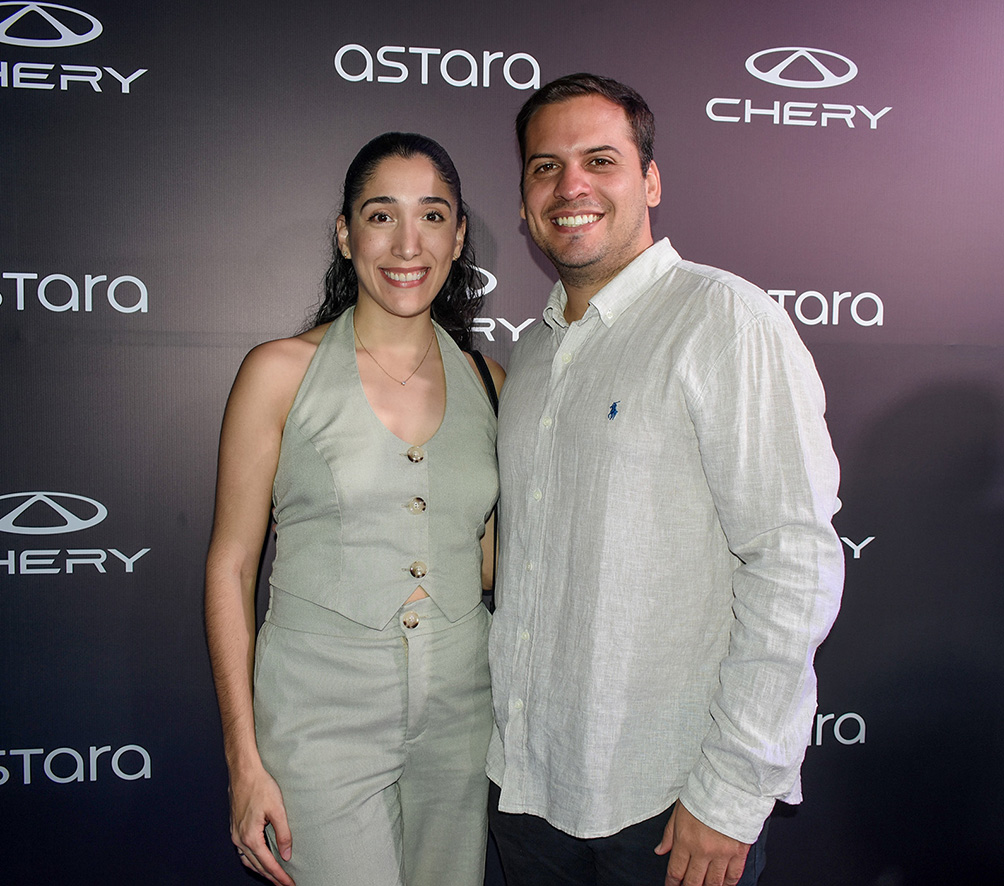 Maria Paula Añez y Hugo Saucedo