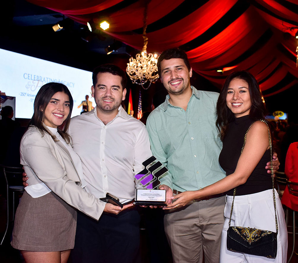 Carolina Ponce de leon, Gerardo Magnus , Gustavo Morales y Carolina Ibarra