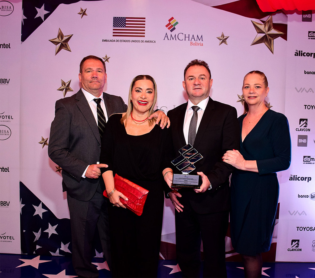 Ervin Torrico,karina Torrico, Oscar Roman y jimena vaca diez