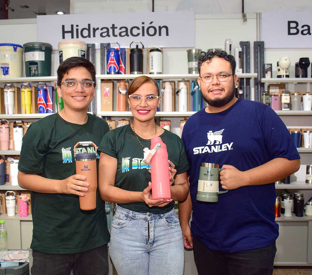 Leonardo melean, mariana Salvatierra y Luis Estrada